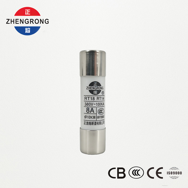 Liên kết cầu chì 10 * 38 R015 8A 500V