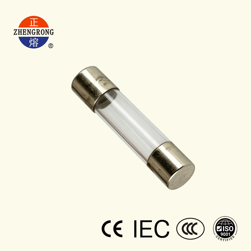 Cầu chì 6*30mm 15A có khả năng ngắt thấp 250V