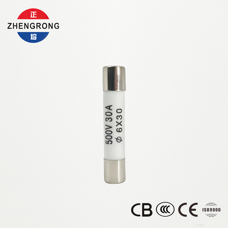 Cầu chì 6 * 30mm R058 chất lượng cao 30A dành cho nhà phân phối quốc tế